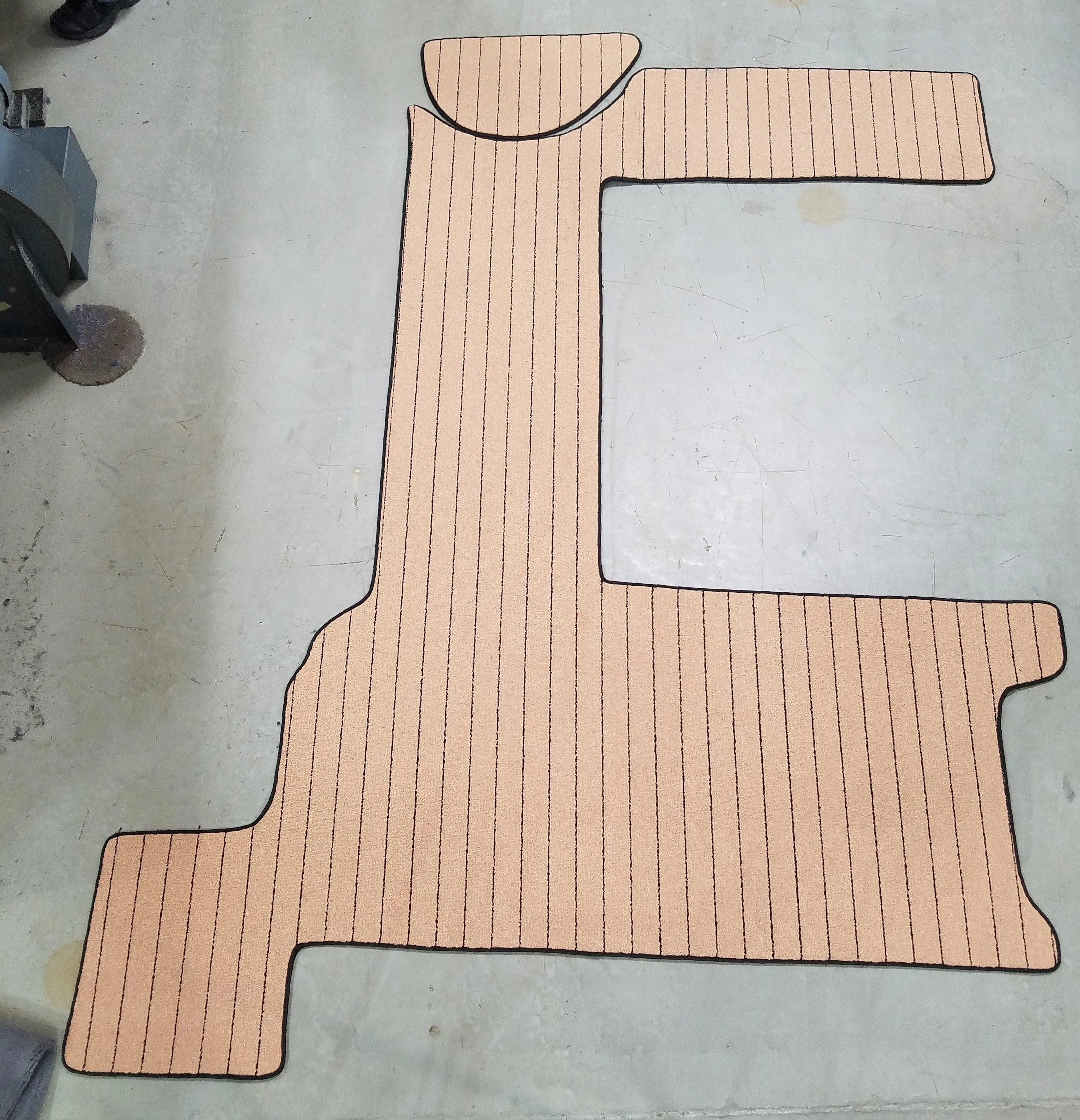 1999-2002  Rinker 242 Fiesta Vee Snap in Boat Carpet