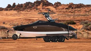 2020-2024 Cobalt R6B w/ Sport Arch (Non-Folding) Mooring Cover
