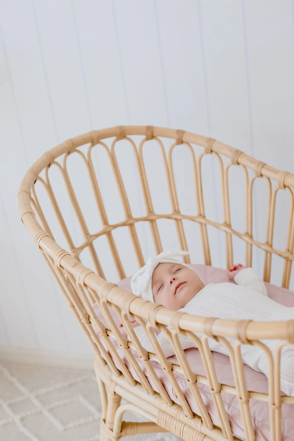 Bambella Waterproof Moses Bassinet Sheet | Lullaby Pink