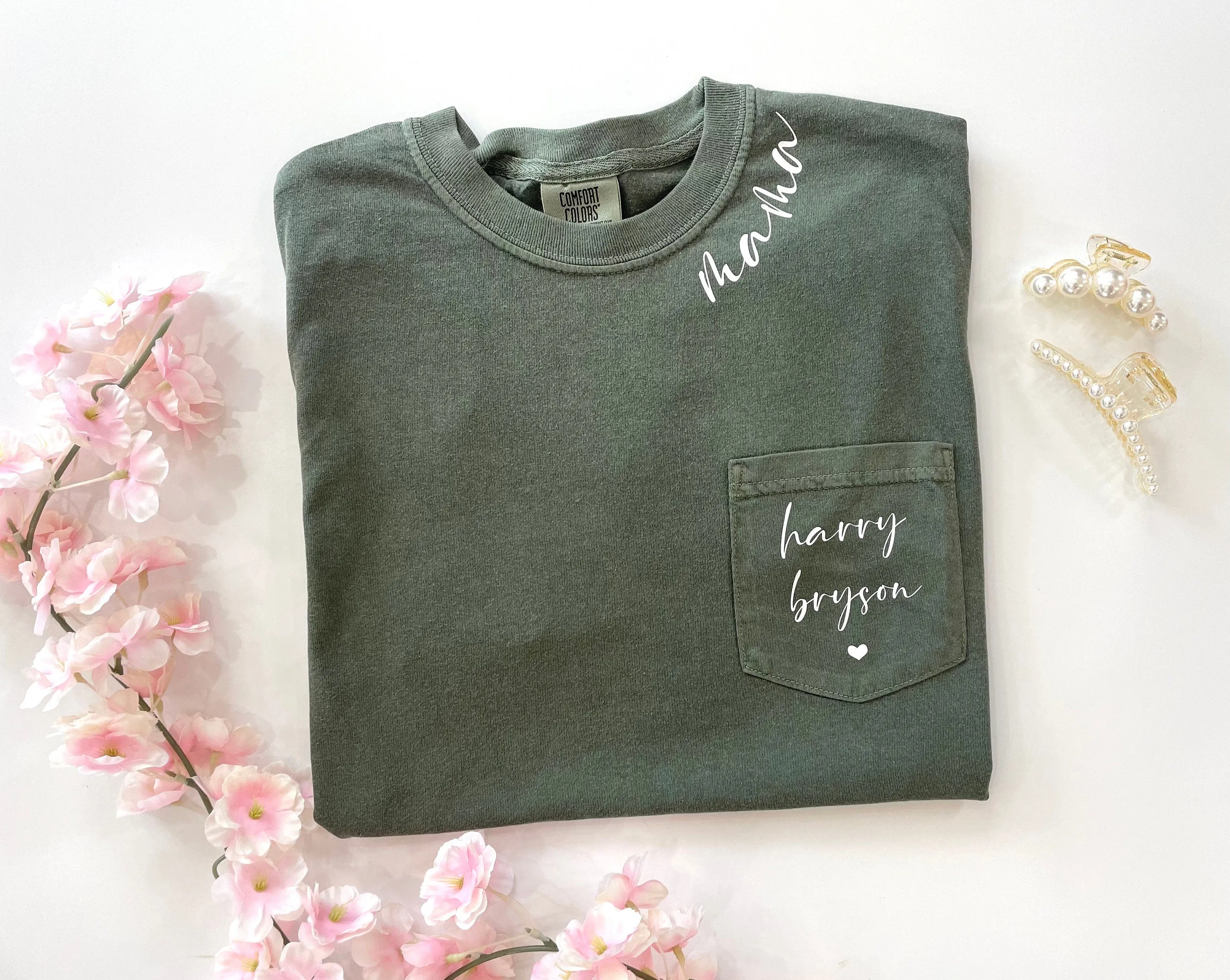 Custom Mama Collar Pocket T-Shirt