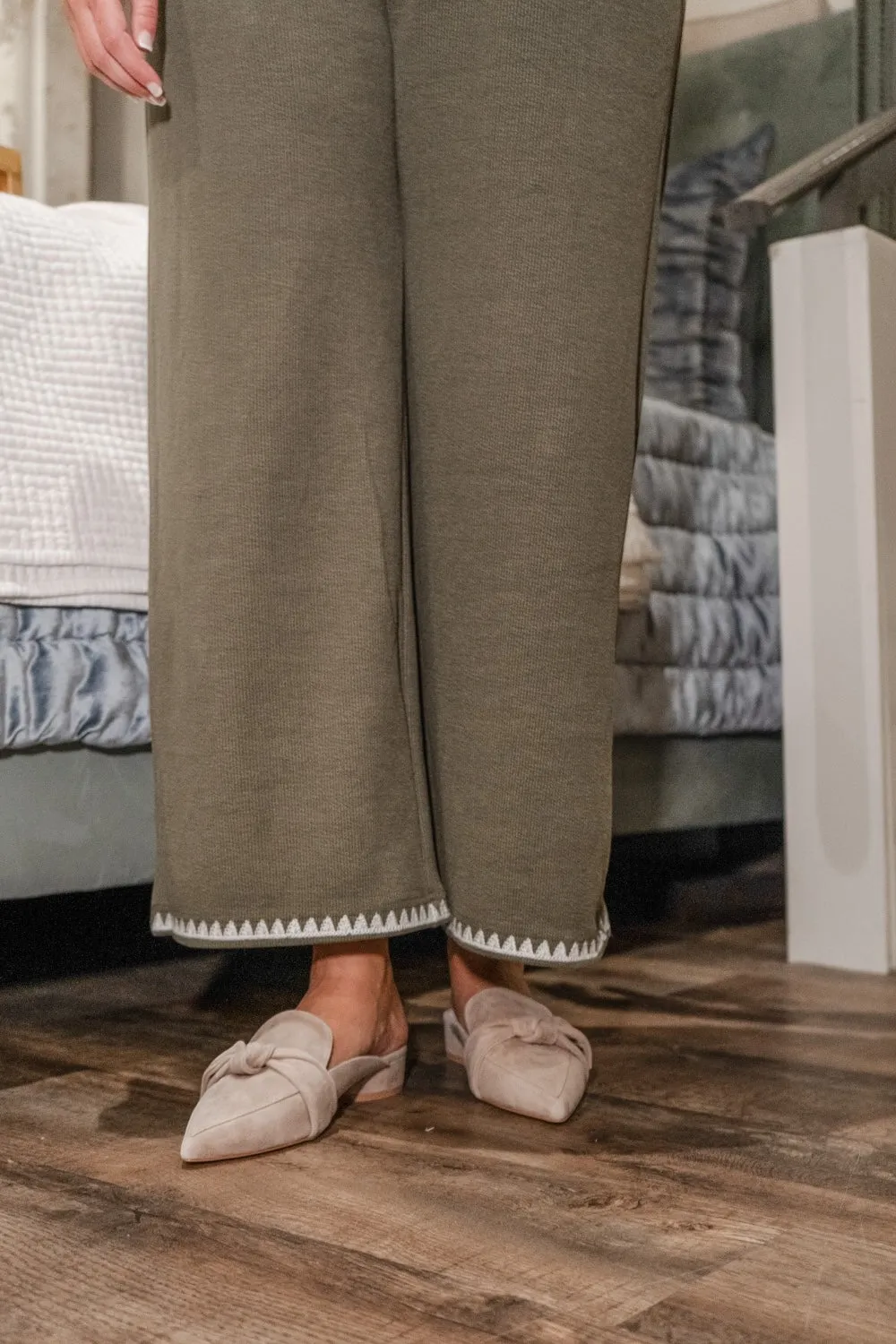 Elaine Embroidered Ribbed Elastic Waist Pants (S-3X)