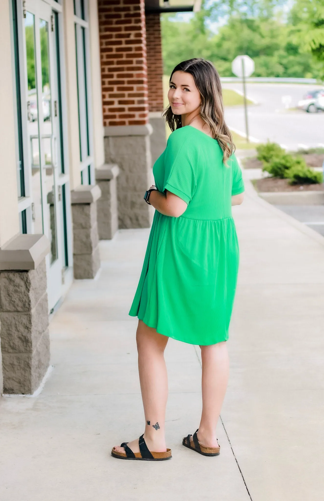 Genie in a Bottle Dress in Kelly Green