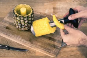 HIC Kitchen Pineapple Slicer and Corer