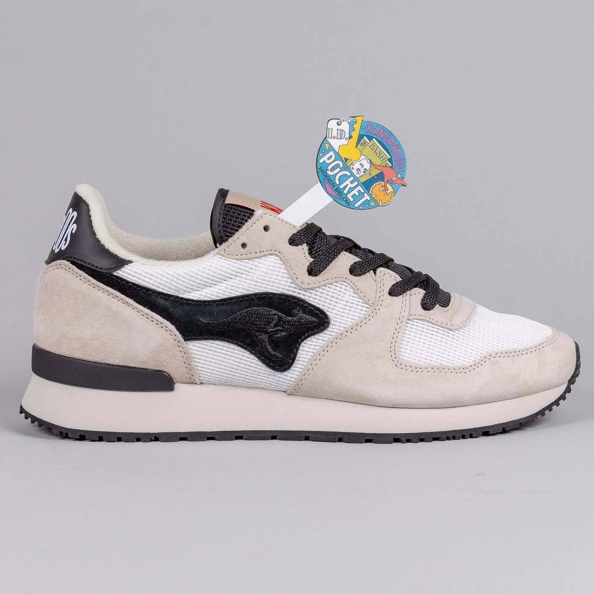 KangaROOS Aussie YING & YANG White