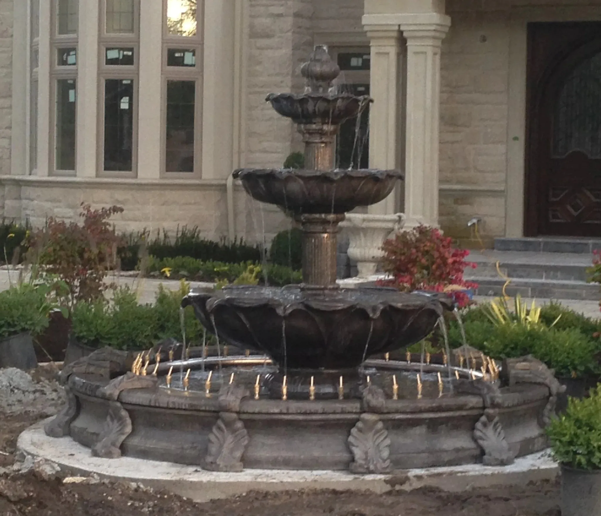 Large 3 Tier Leaf Fountain with Basin