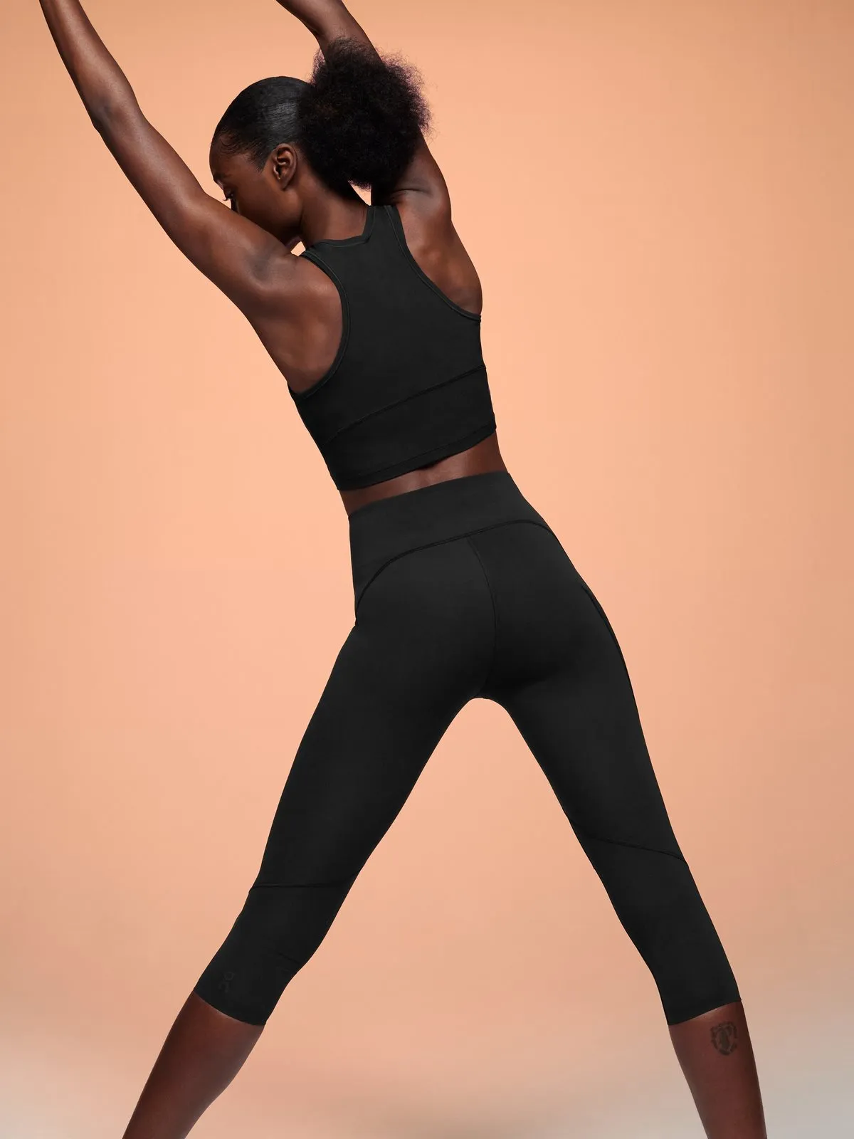 Legginsy ON RUNNING Movement 3/4 Tights czarny