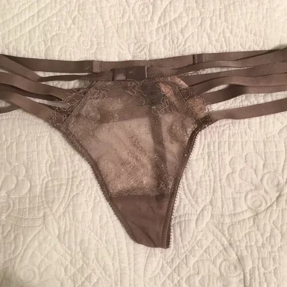 NEW VS Very Sexy Push-up Strappy Bra and Panty Set