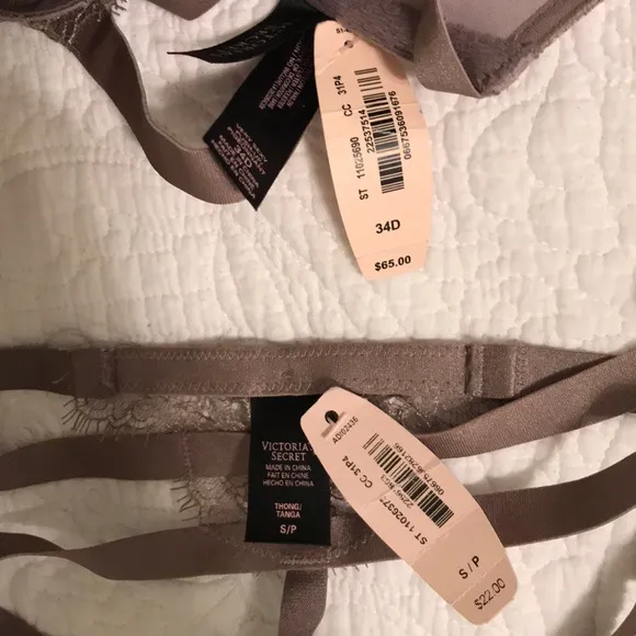 NEW VS Very Sexy Push-up Strappy Bra and Panty Set