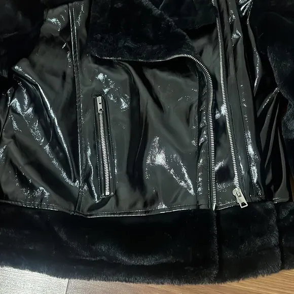 Shabby Collection Black Faux Fur Women's Jacket