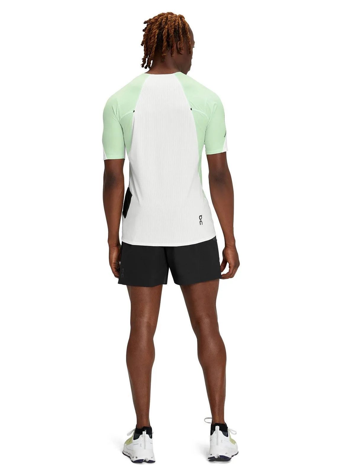 Spodenki do biegania ON RUNNING Ultra Shorts czarny