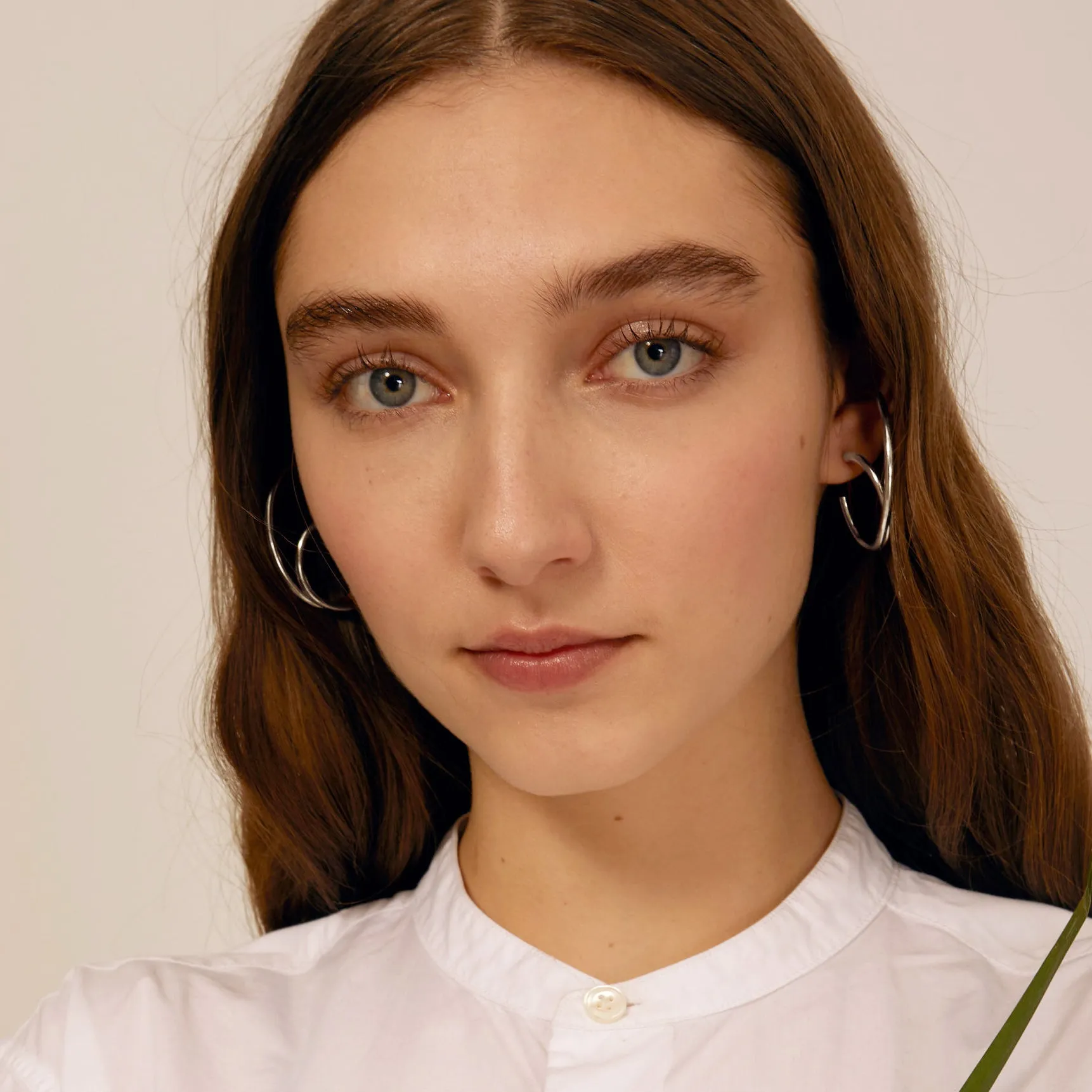Thru Hoops in Rhodium