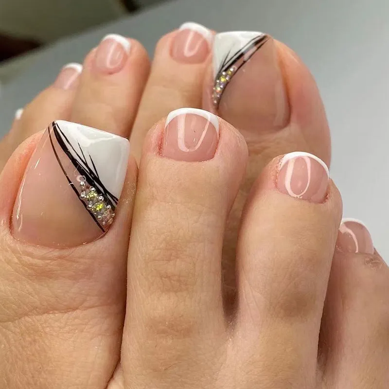 Toe nail french feather white