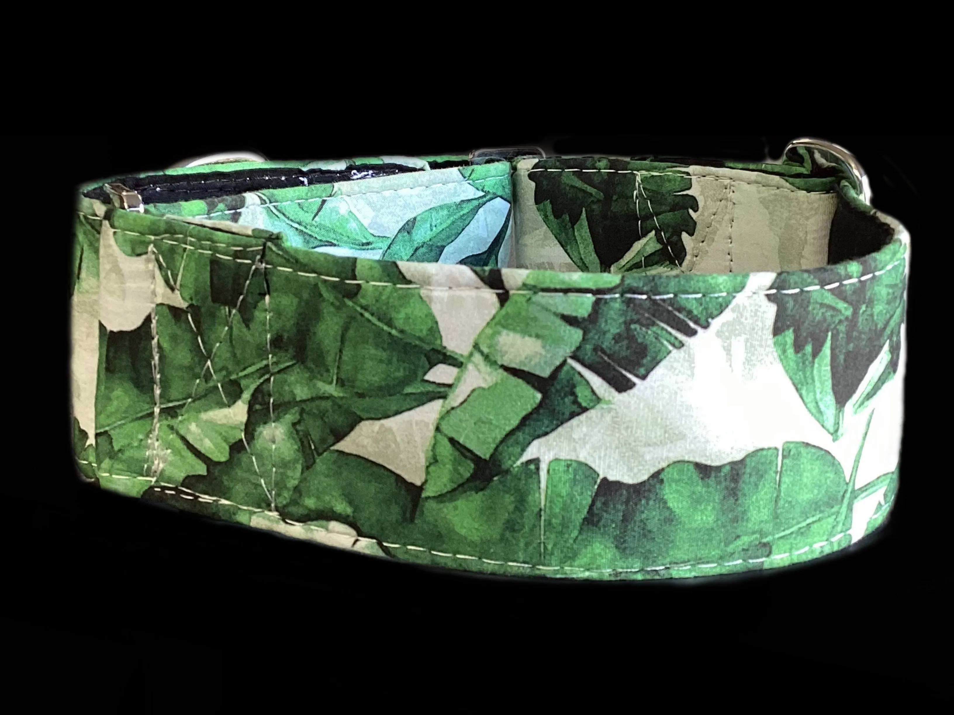 Wide Martingale collar summer fresh ‘banana leaves’ cotton 50mm width
